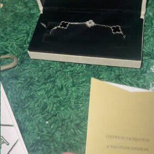 Van Cleef Onyx